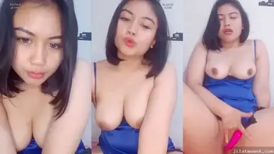 Cewek Nakal Memek Mupel Colmek Pake Dildo