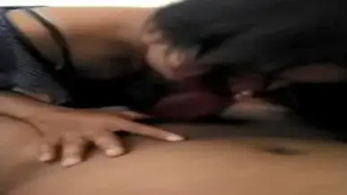 Gadis Jogja Cantik Pasrah Servis Kasur Crot