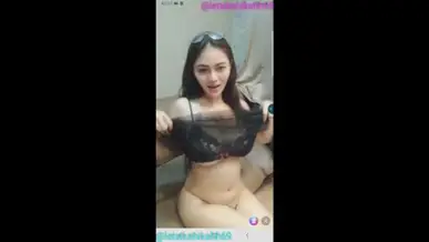 Live Show Cewek Hot Digedor Barangnya Ngilu