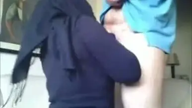 Ukhti Tante Hijab Cantik Pasrah Servis Kasur