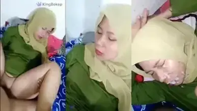 Ukhti Tante Hijab Tetangga Pasrah Servis